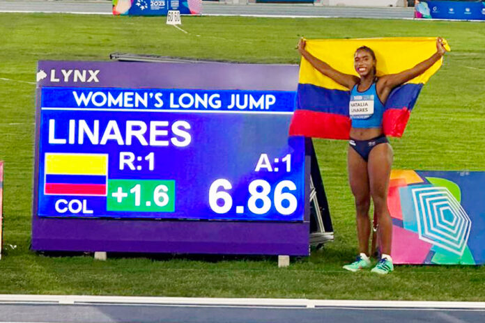 Natalia-Linares-marca-bandera-San-Salvador