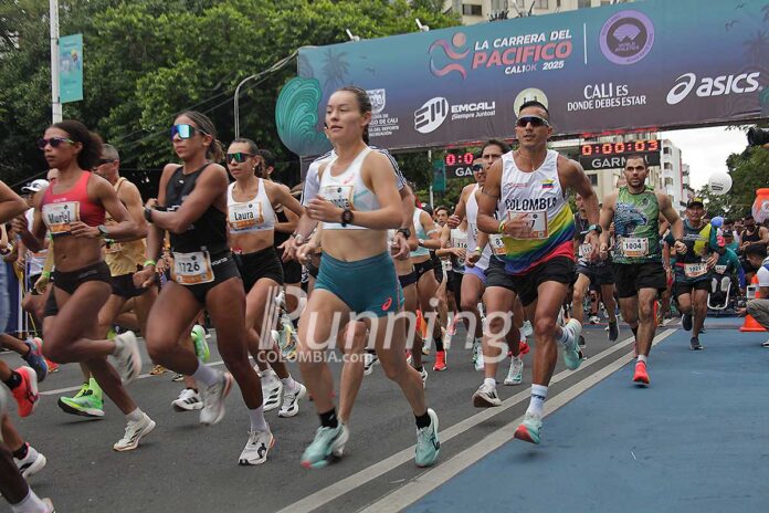 Carrera-del-Pacifico-2025-salida-damas